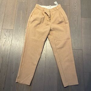 Aritzia Wilfred Women's Tan Chinos